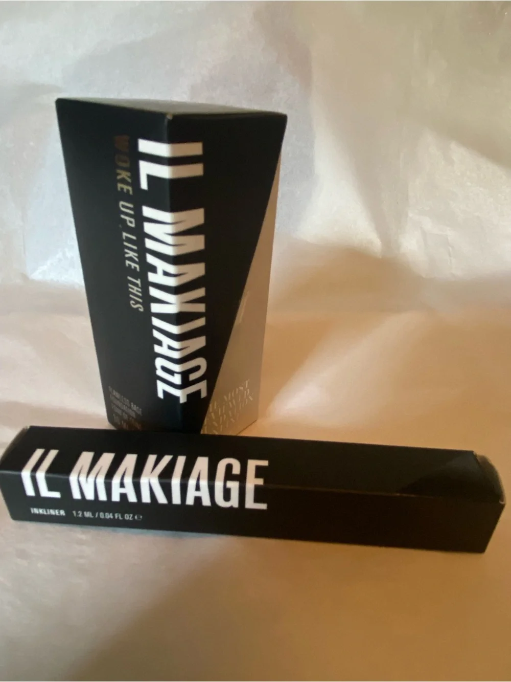 IL MAKIAGE Woke Up Like This and Inkliner Set